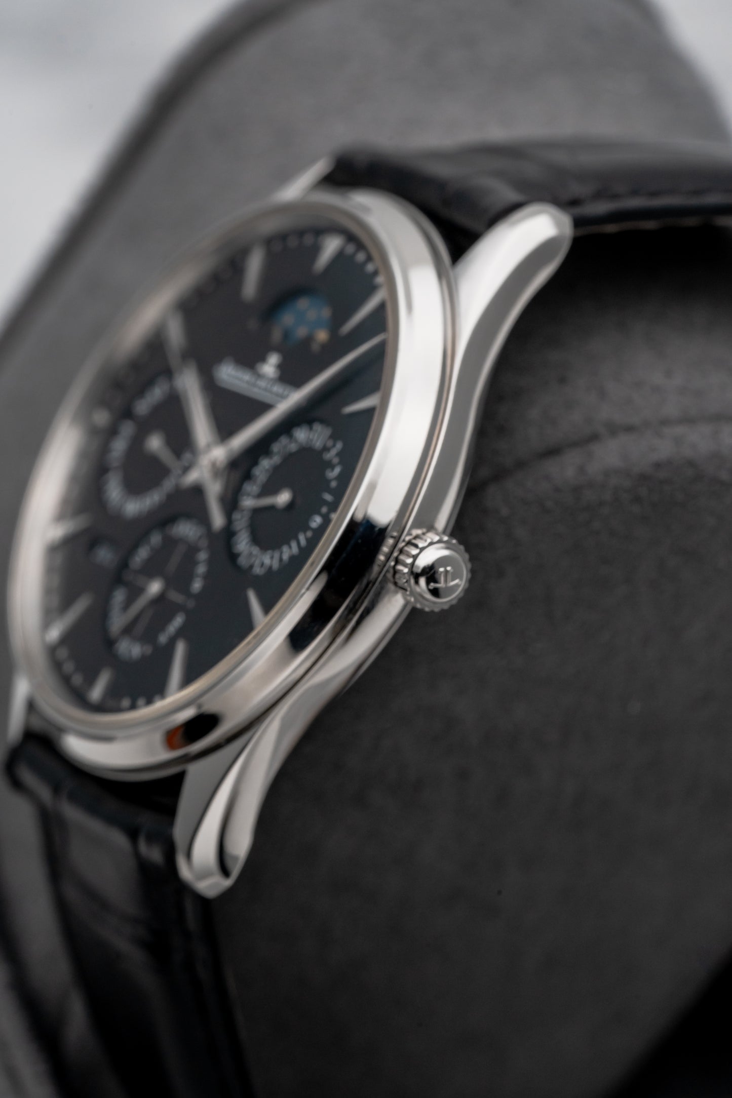 Jaeger-LeCoultre Master Ultra Thin Perpetual Q1308470 “Dr Strange” Black Dial
