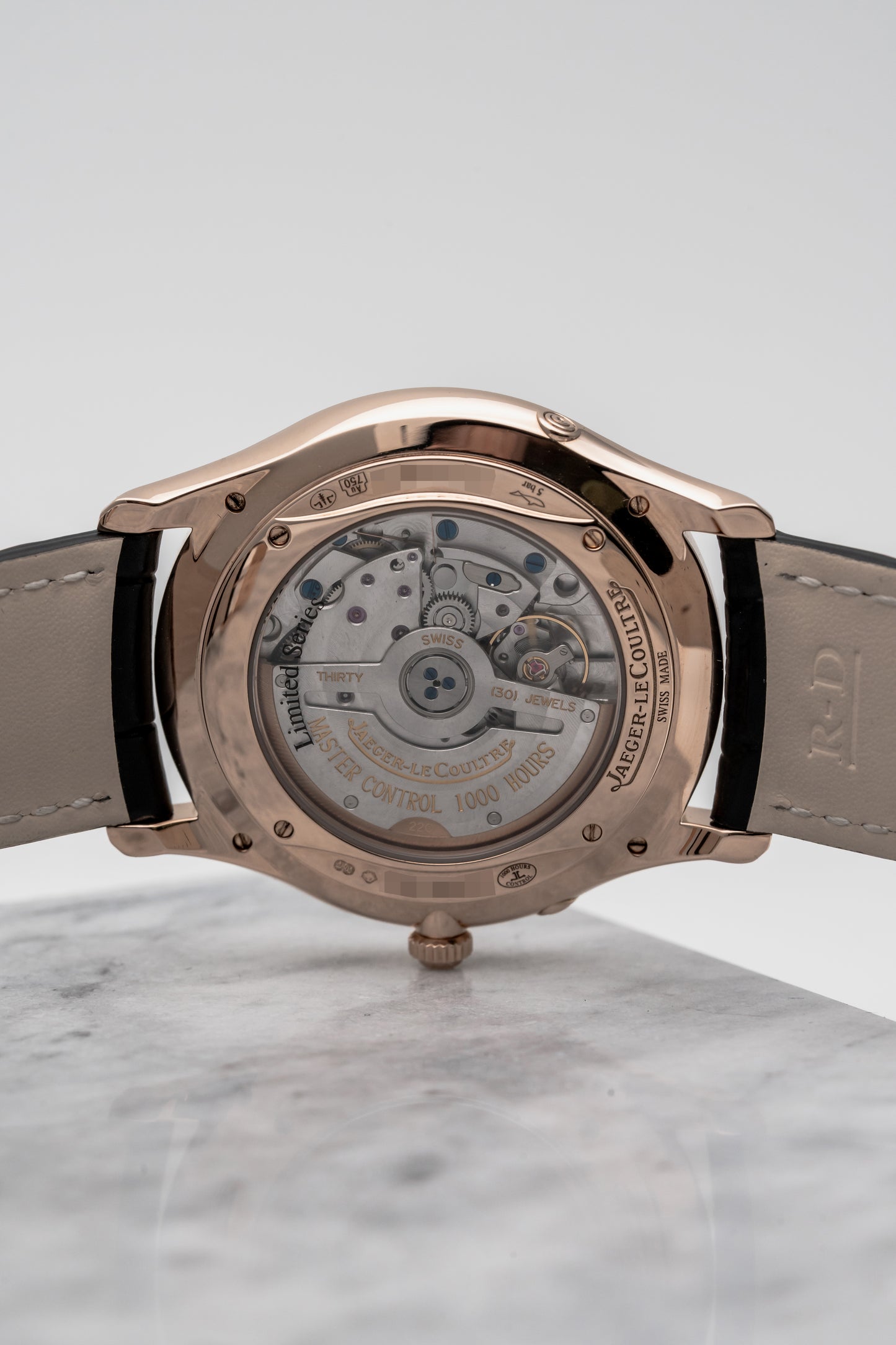 Jaeger-LeCoultre Master Ultra Thin Moon Q136256C Red Moon