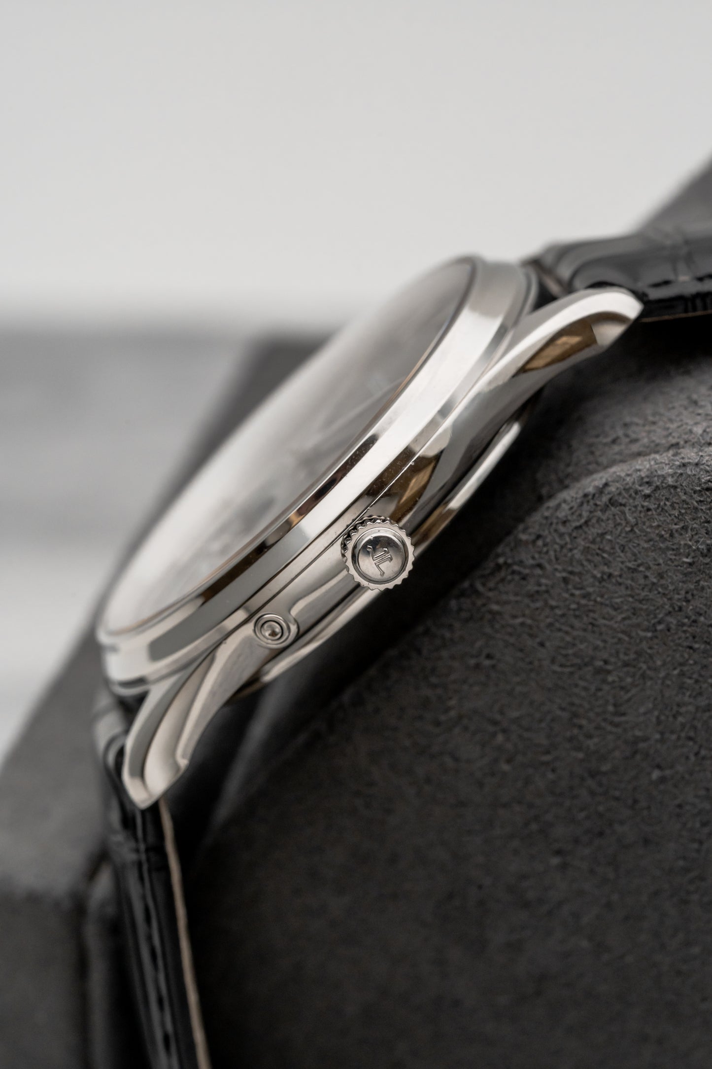Jaeger-LeCoultre Master Ultra Thin Moon Q1368470 Black Dial