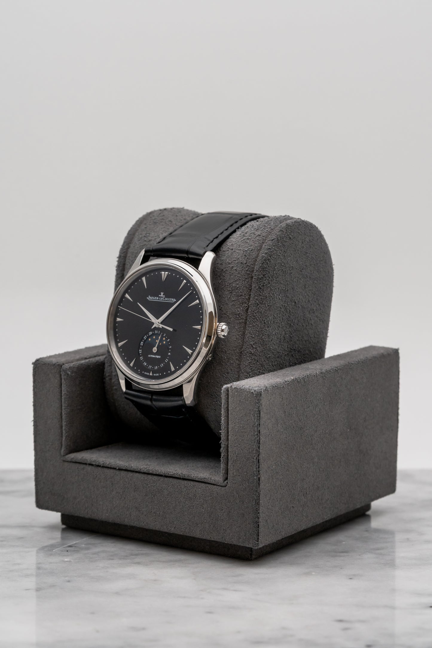 Jaeger-LeCoultre Master Ultra Thin Moon Q1368470 Black Dial