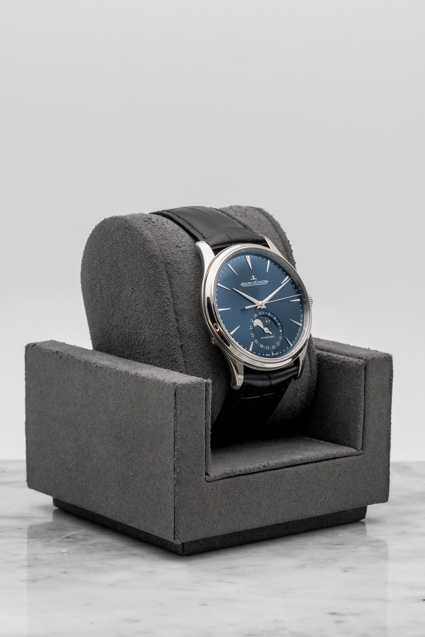 Jaeger-LeCoultre Master Ultra Thin Moon Q1368480
