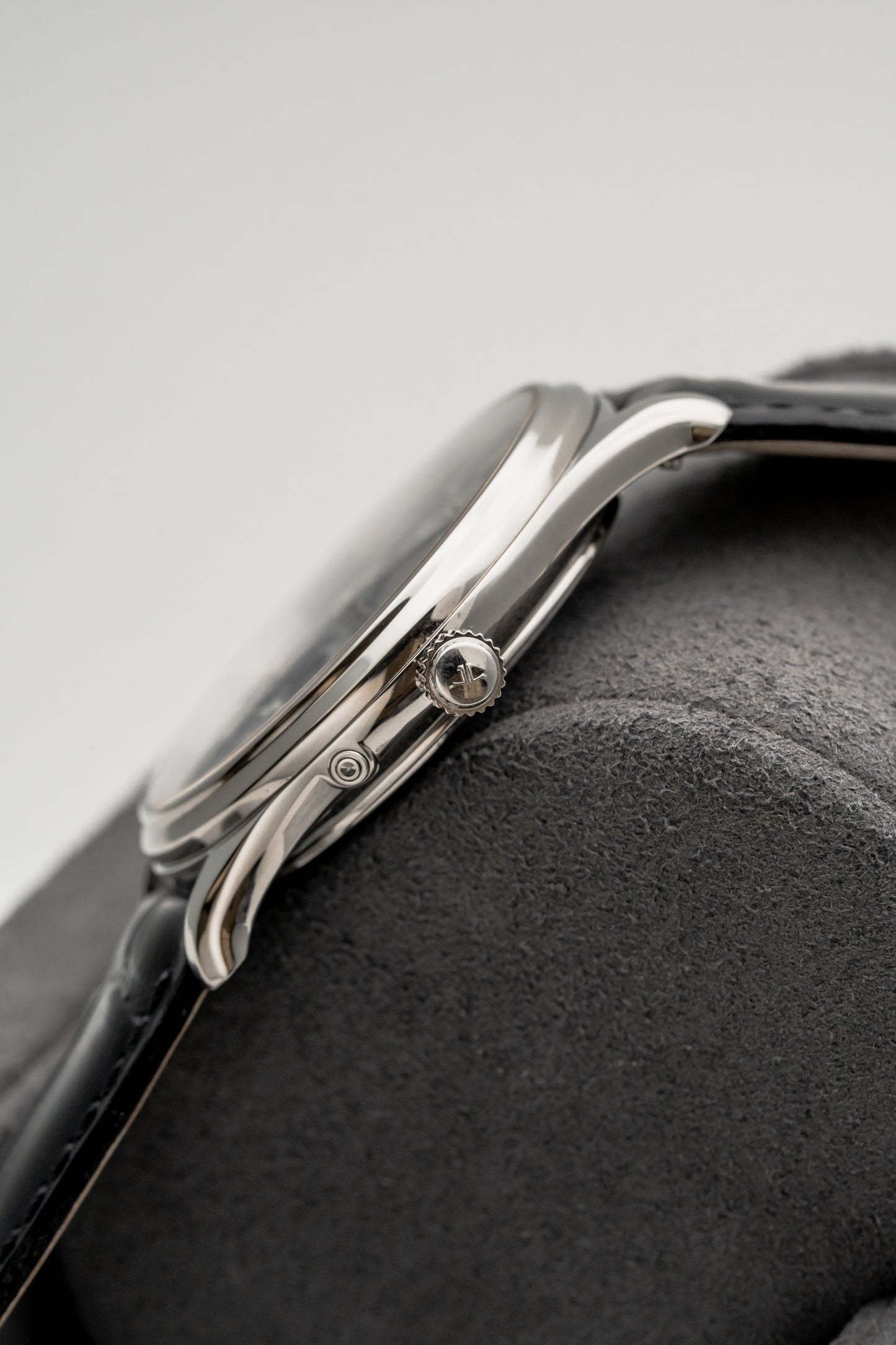 Jaeger-LeCoultre Master Ultra Thin Moon Q1368480 Blue Dial
