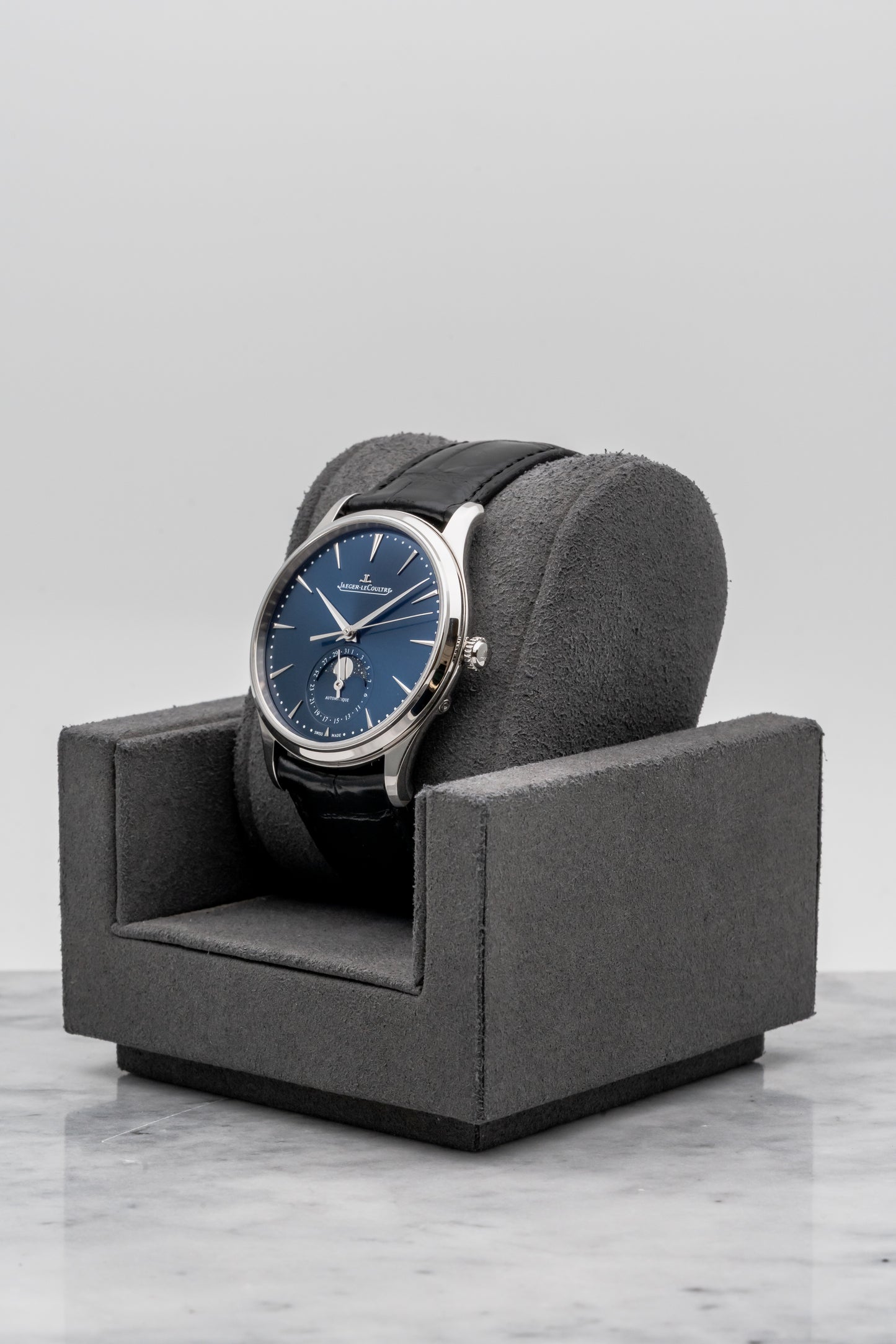 Jaeger-LeCoultre Master Ultra Thin Moon Q1368480
