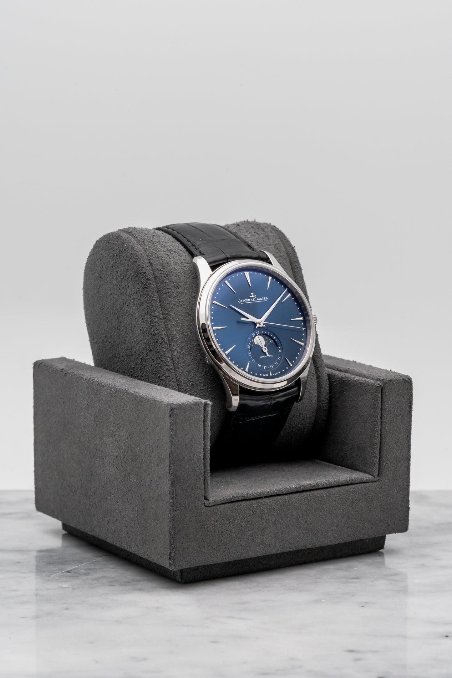 Jaeger-LeCoultre Master Ultra Thin Moon Q1368480