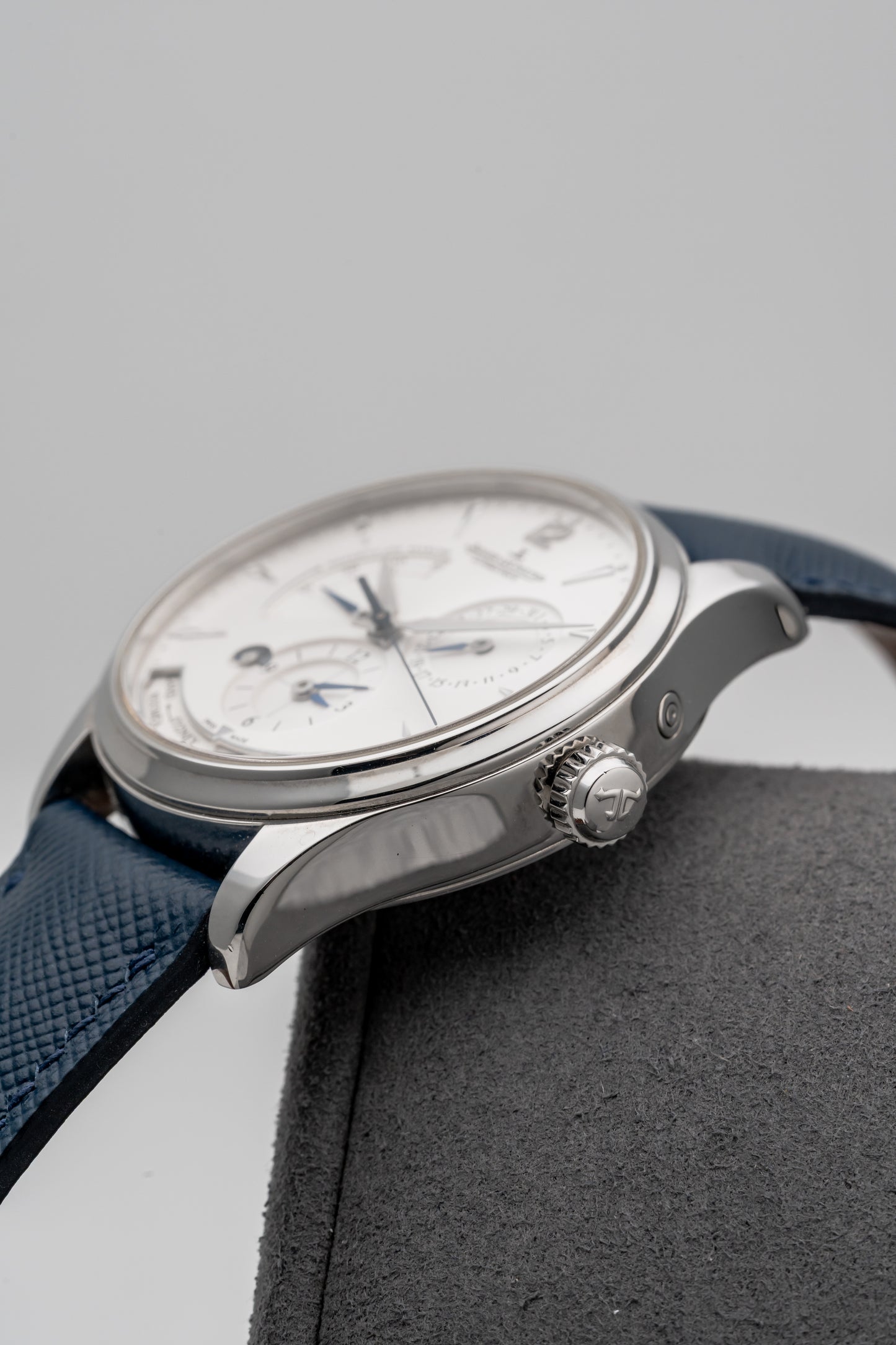 Jaeger-LeCoultre Master Control Geographic Q1428421, Silver Dial