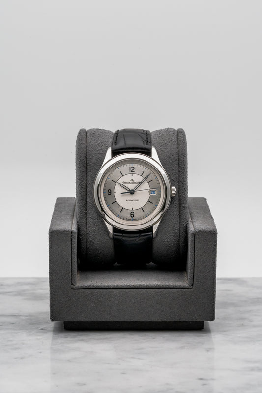 Jaeger-LeCoultre Master Control Date Q1548530 Silver Sector Dial