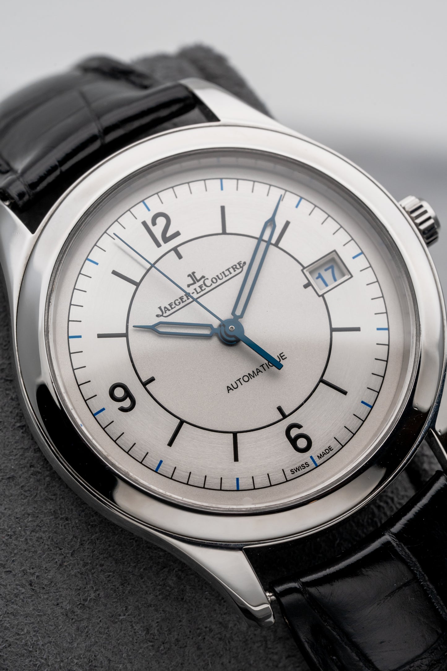 Jaeger-LeCoultre Master Control Date Q1548530, Silver Sector Dial