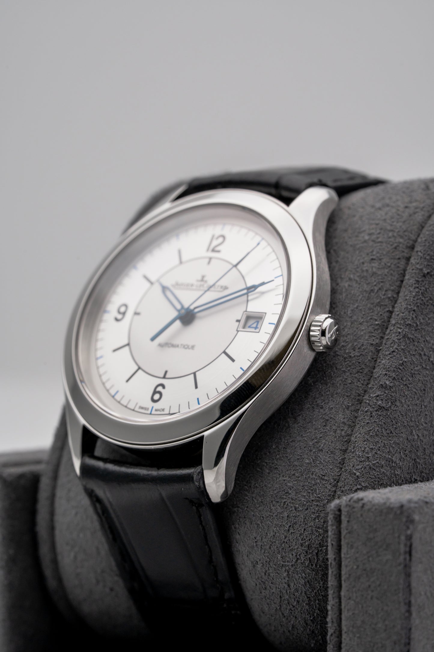 Jaeger-LeCoultre Master Control Date Q1548530, Silver Dial