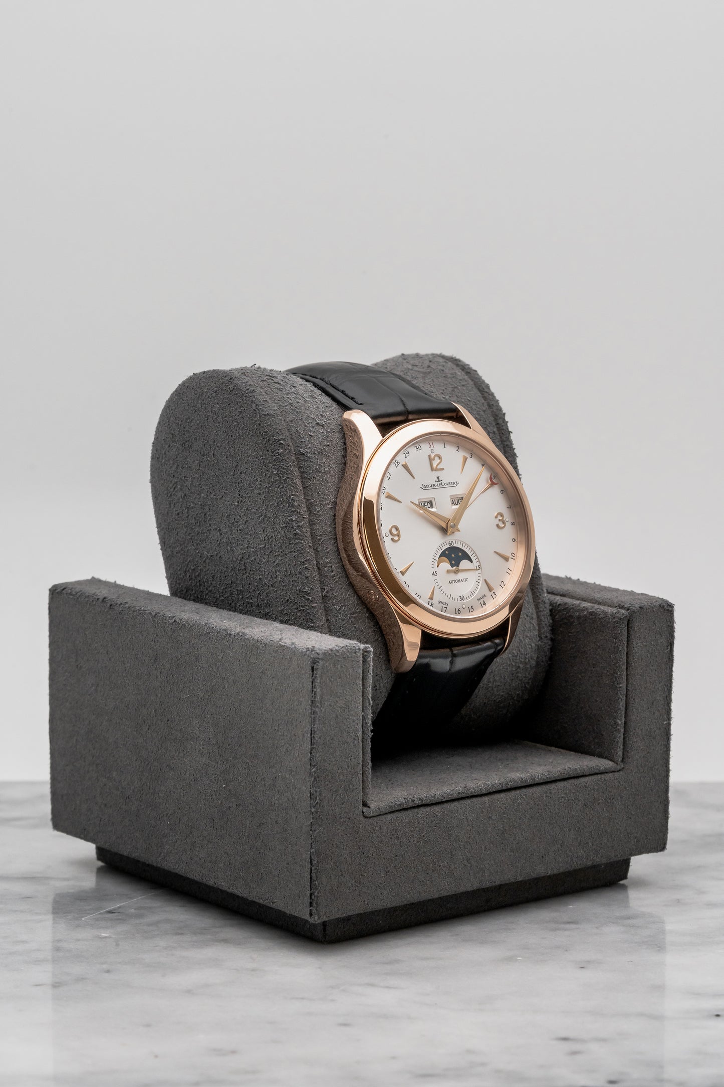 Jaeger-LeCoultre Master Calendar Rose Gold Q1552520 Silver Dial