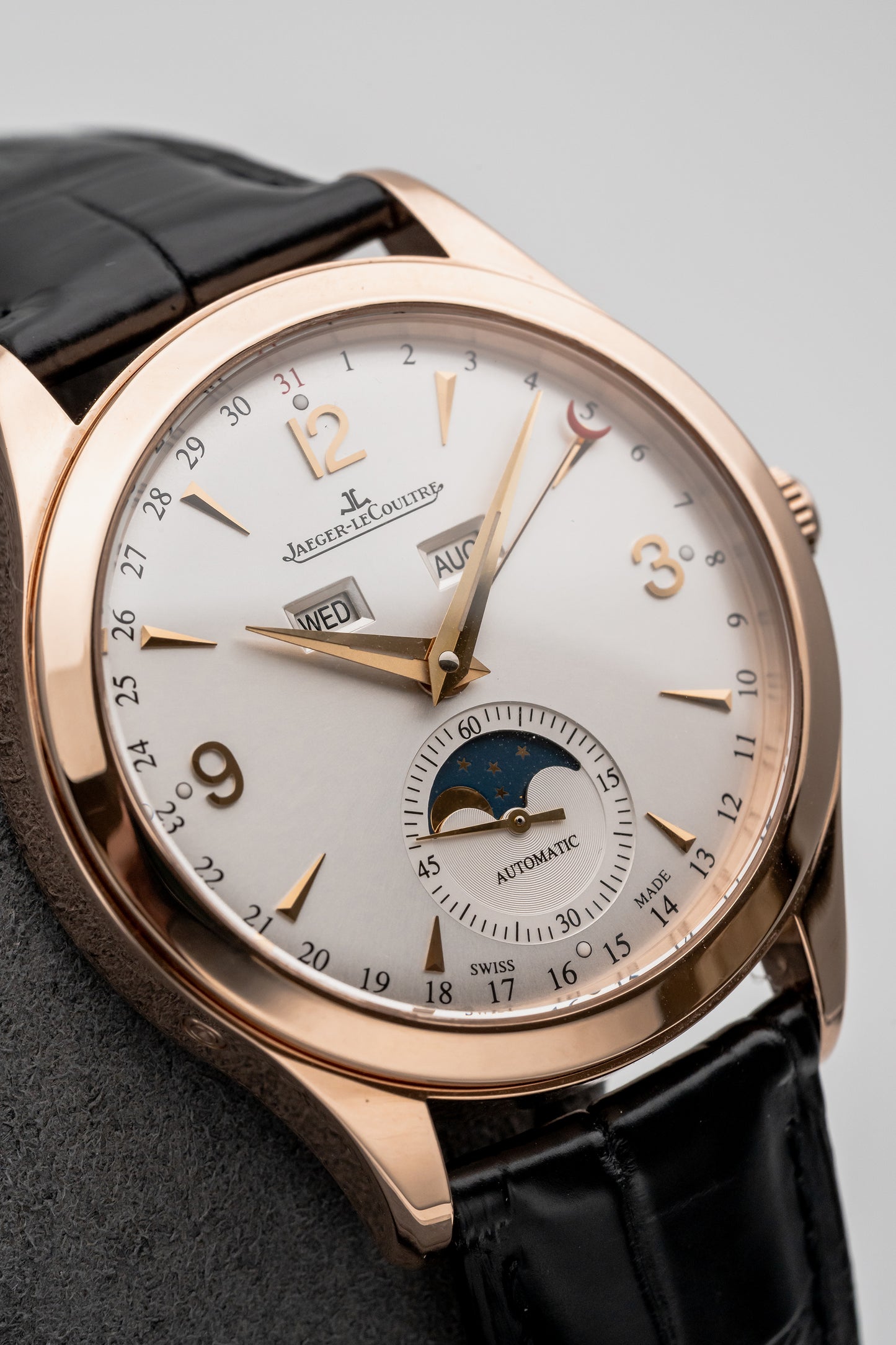 Jaeger-LeCoultre Master Calendar Rose Gold Q1552520 Silver Dial