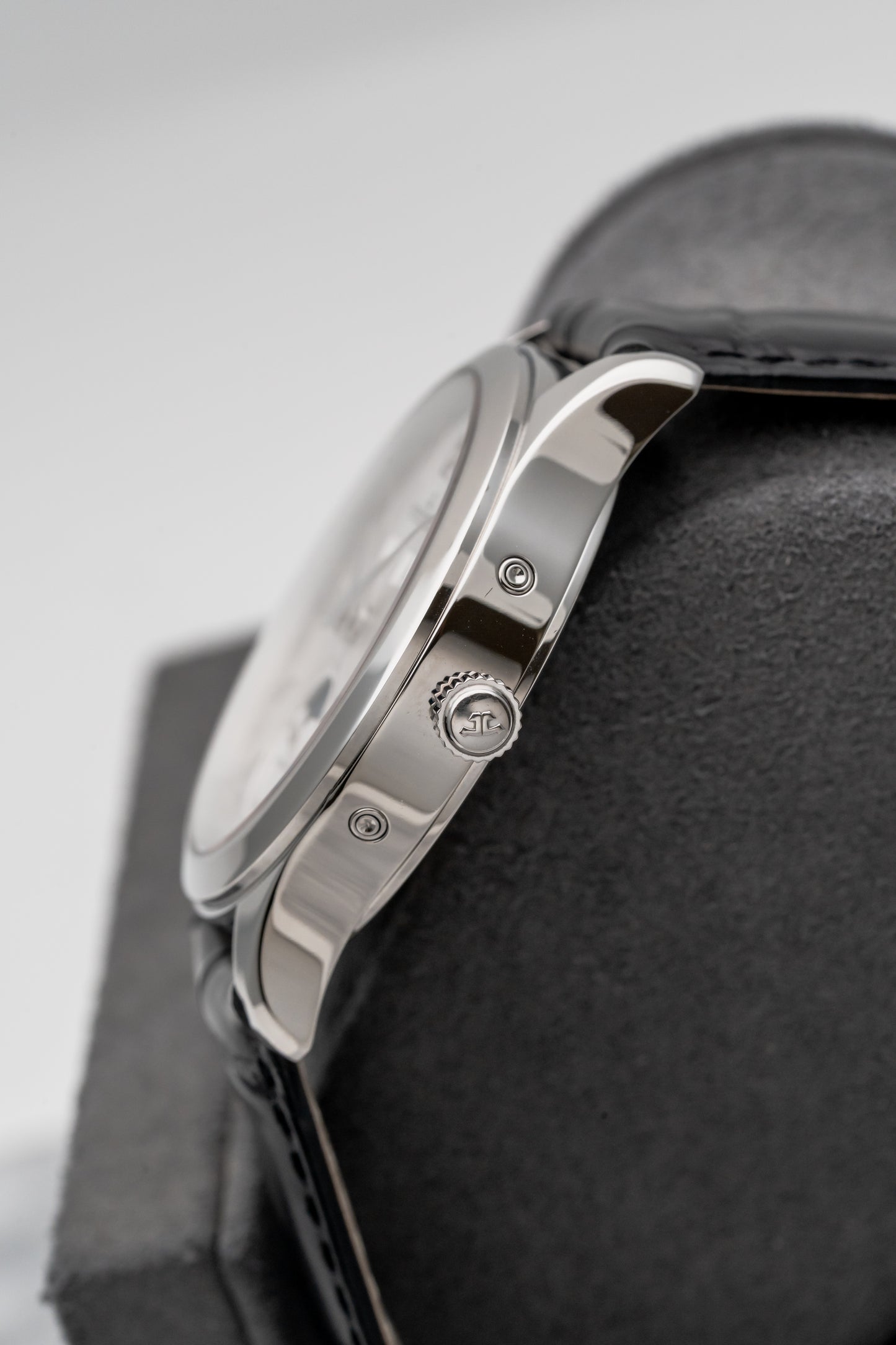 Jaeger-LeCoultre Master Calendar Q1558420 Silver Dial