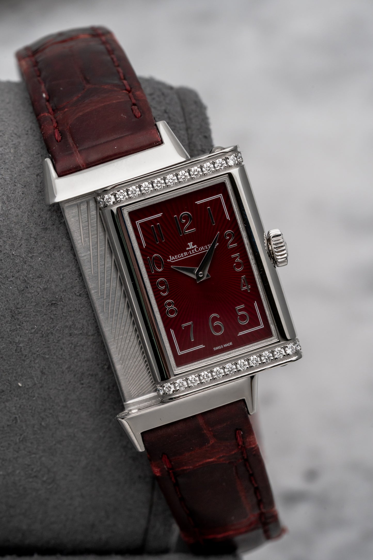 Jaeger-LeCoultre Reverso One Monoface Q3288560 Red Dial