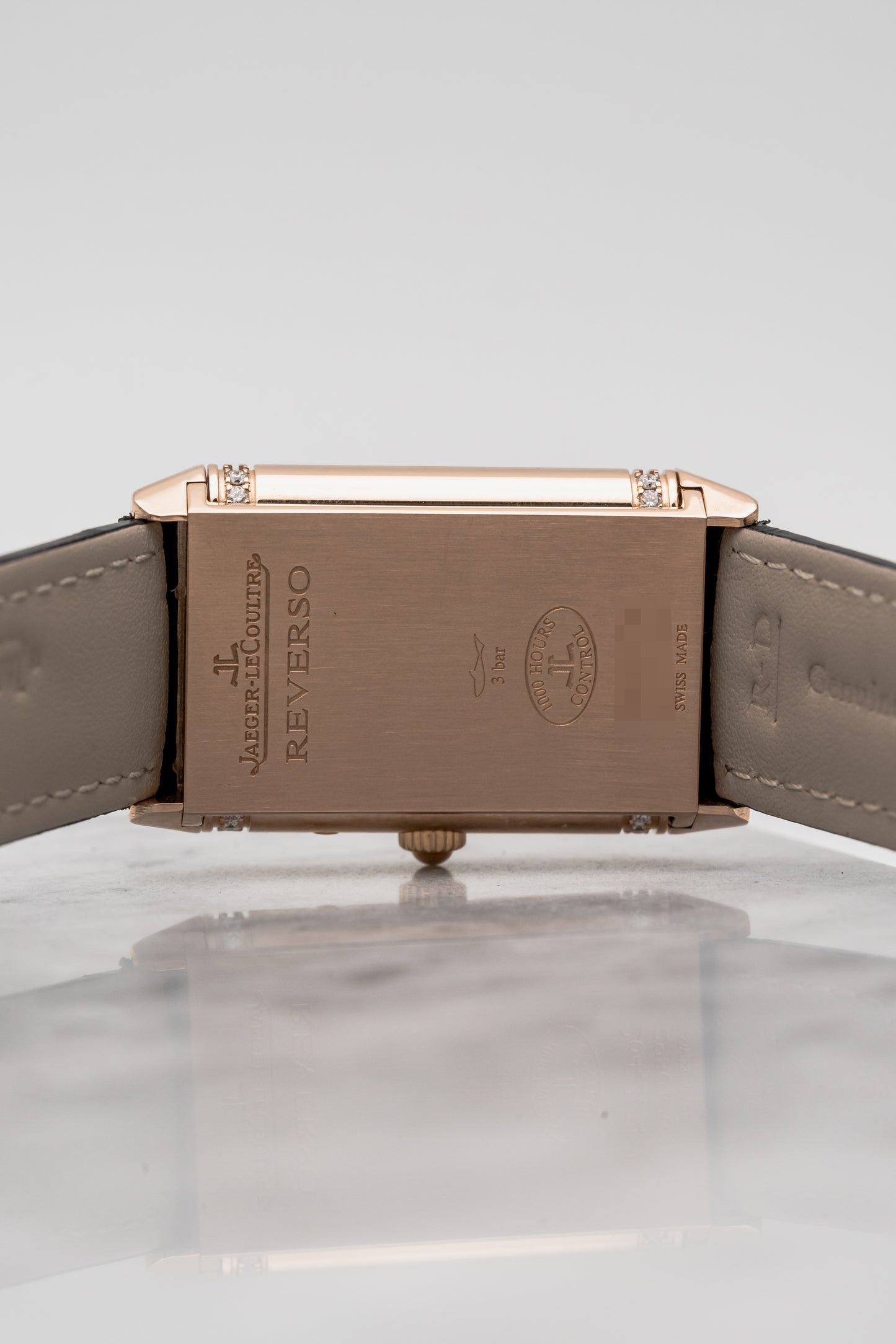 Jaeger-LeCoultre Reverso Classic Small Duetto Q3302421 Pink Mother-of-Pearl Dial