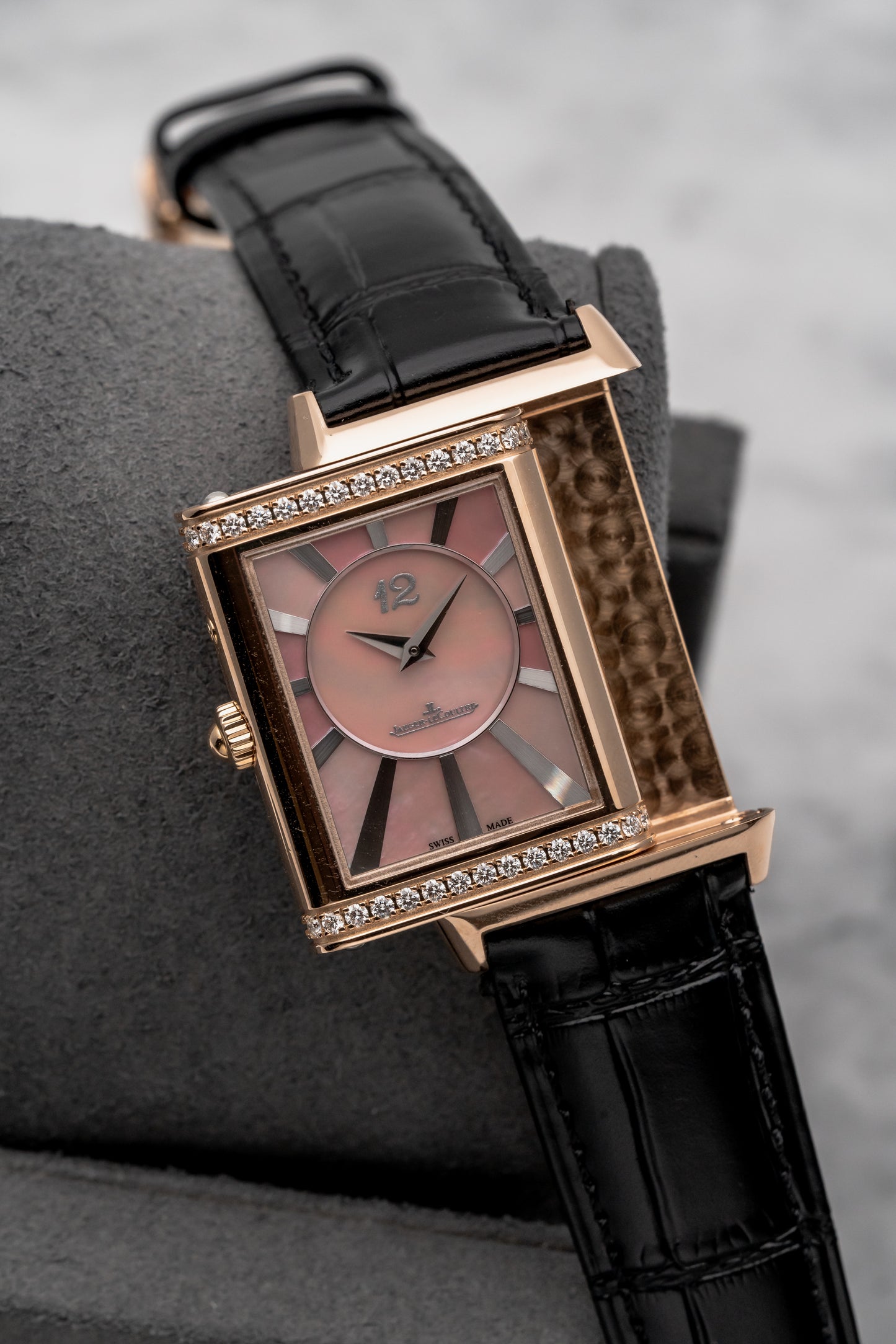 Jaeger-LeCoultre Reverso Classic Small Duetto Q3302421 Pink Mother-of-Pearl Dial