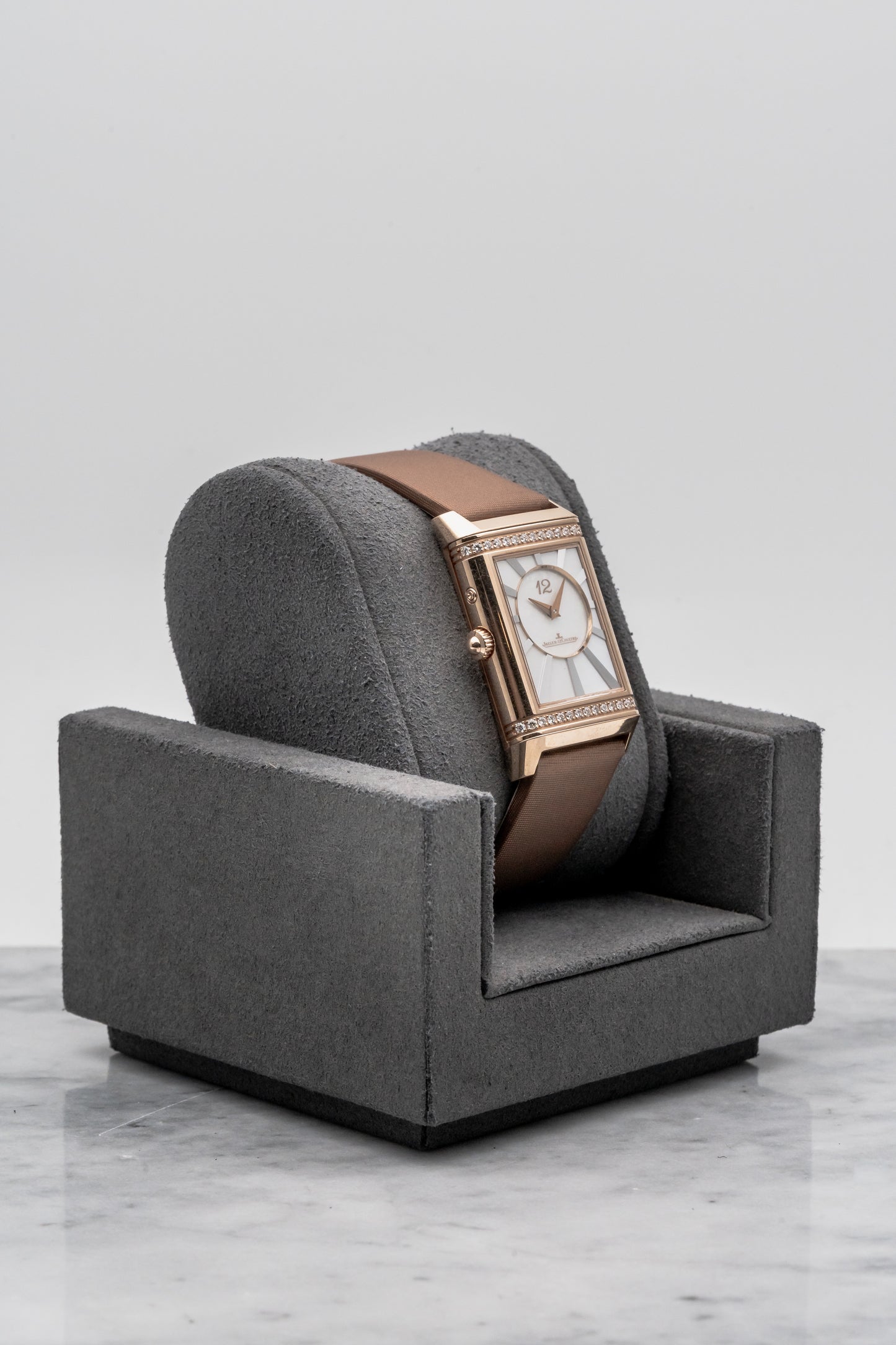Jaeger-LeCoultre Reverso Duetto Q330246J Brown & Mother-of-Pearl Dial