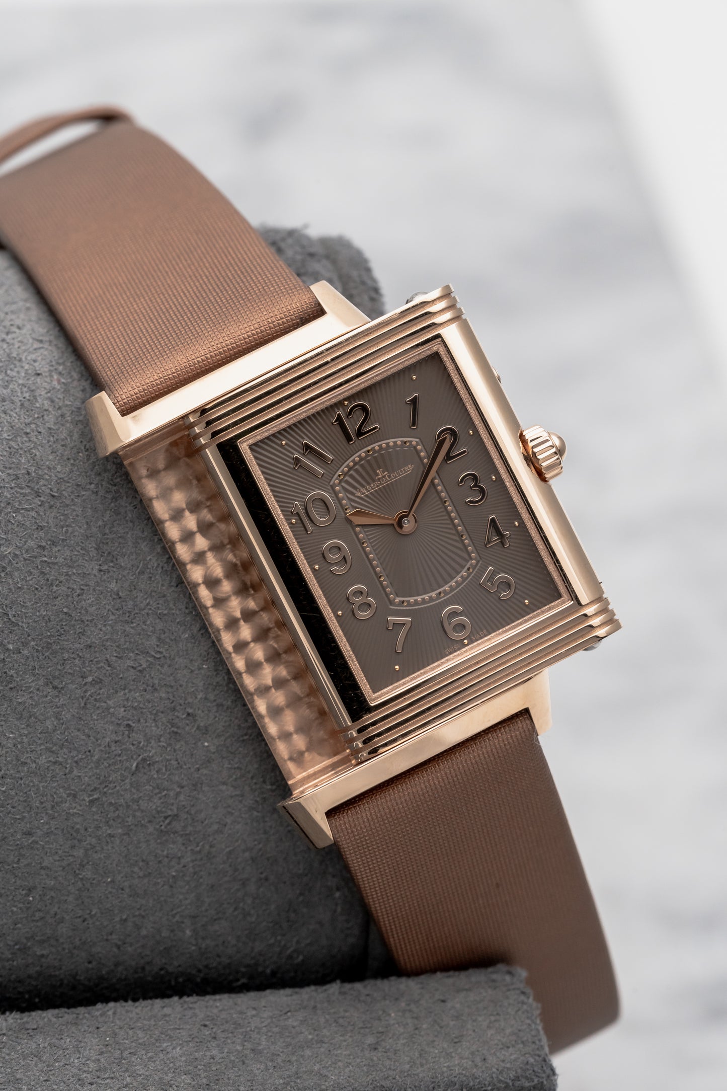 Jaeger-LeCoultre Reverso Duetto Q330246J Brown & Mother-of-Pearl Dial