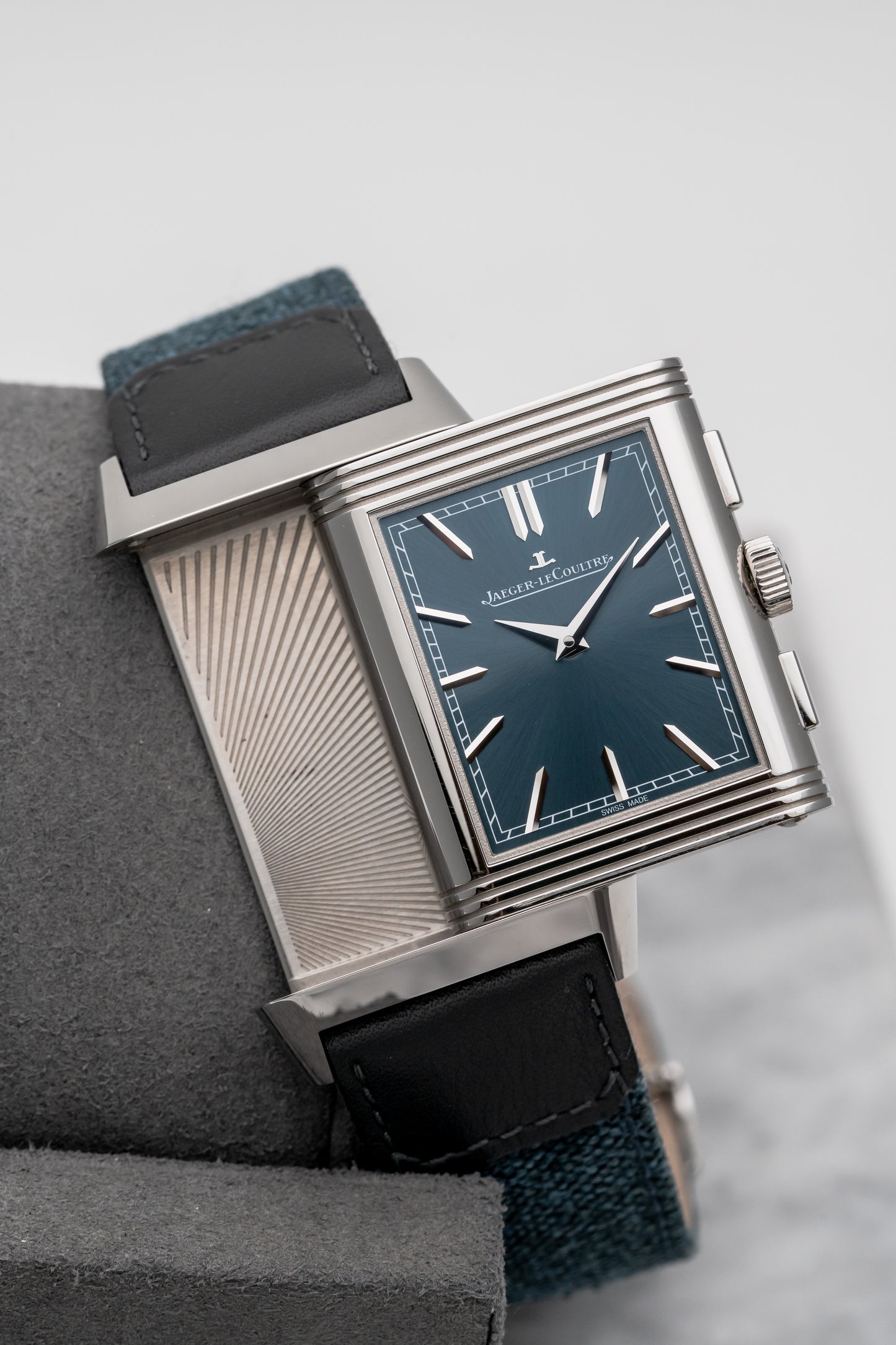 Jaeger-LeCoultre Reverso Tribute Chronograph Q389848J Blue Dial