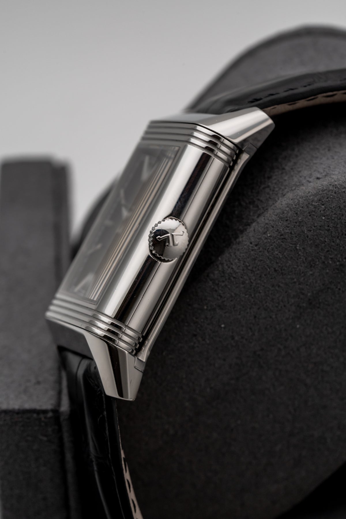 Jaeger-LeCoultre Reverso Tribute Duoface Small Seconds Q398847J Black/Silver Dial