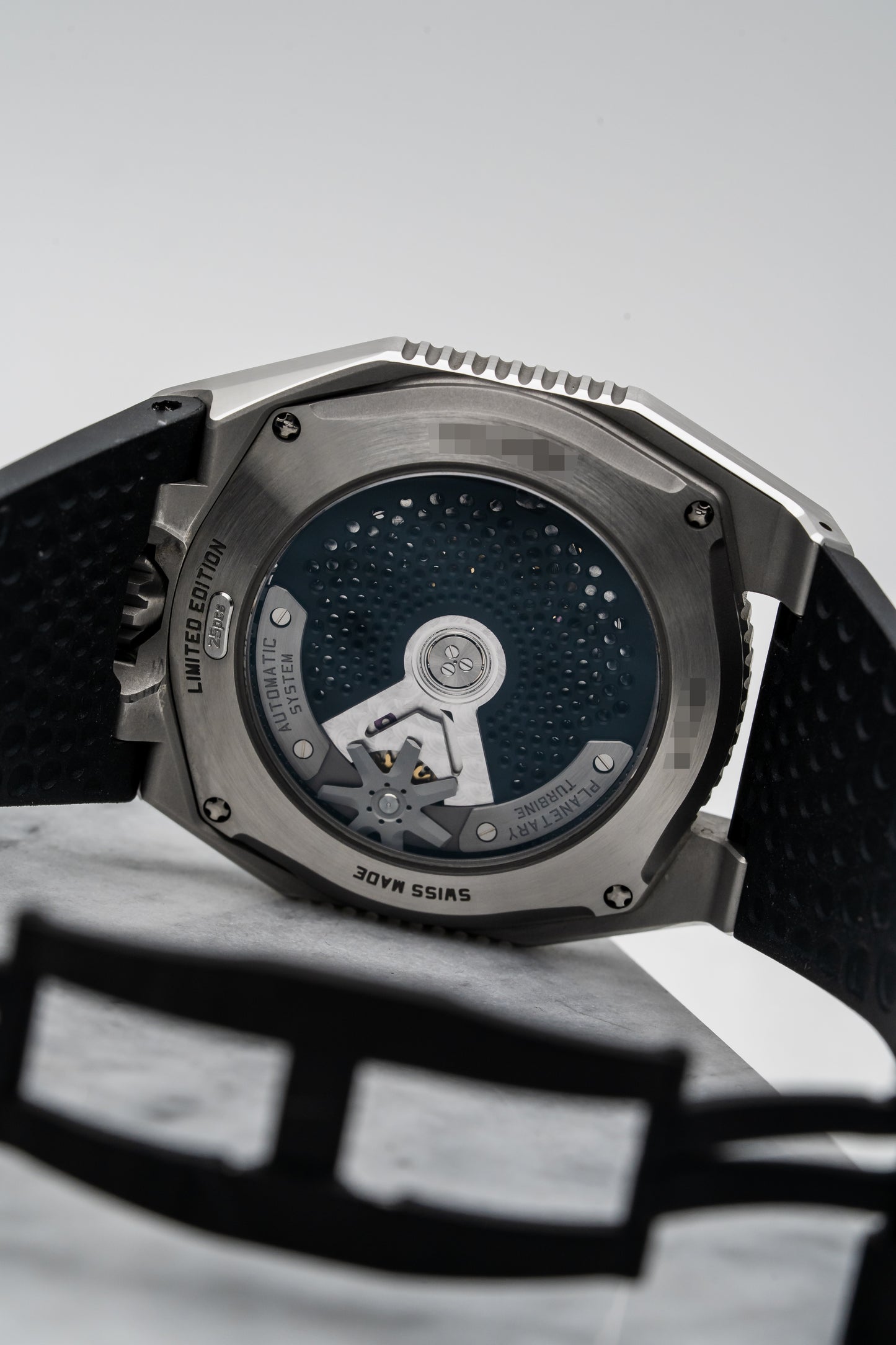 Urwerk UR-100V – Titanium & Steel, Satellite Wandering Hours