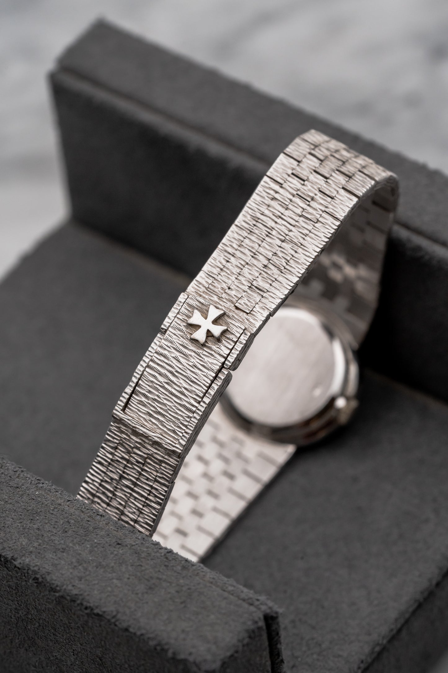 Vacheron Constantin Vintage Ladies Pink Agate Dial