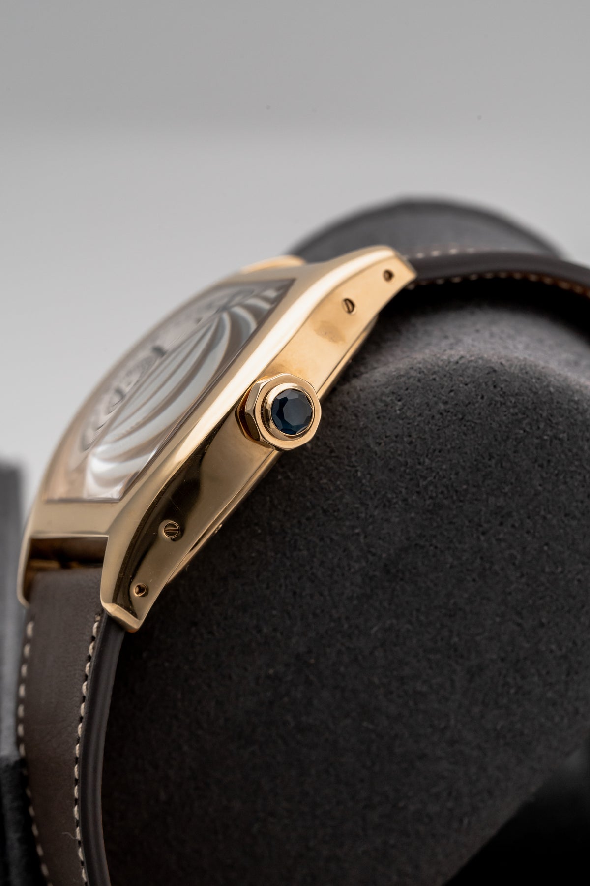 Cartier Tortue Monopusher Chronograph W1525751 2356E Silver Guilloché Dial