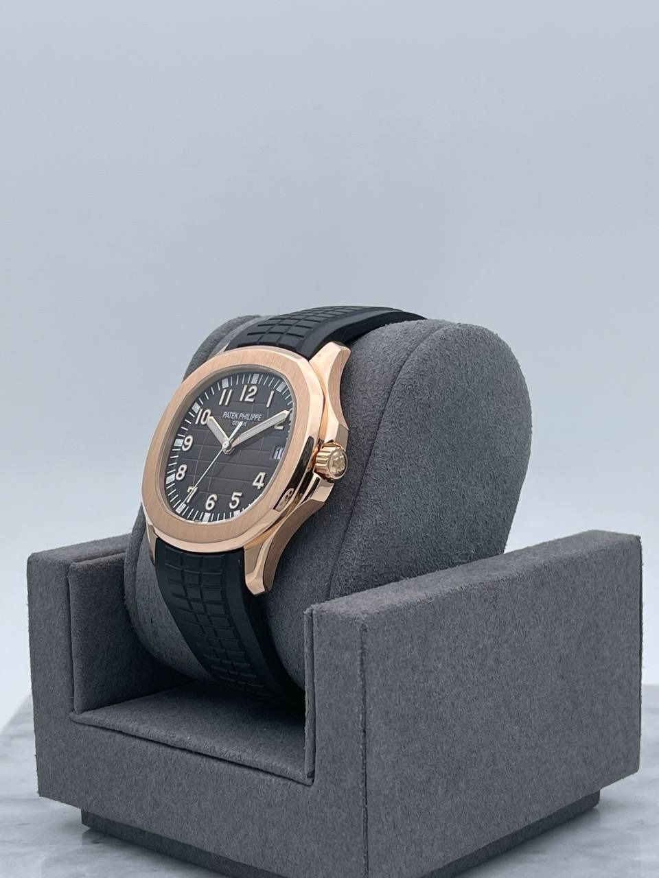 Patek Philippe Aquanaut 5167R Rose Gold