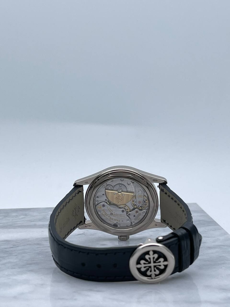 Patek Philippe Calatrava 6000G-010