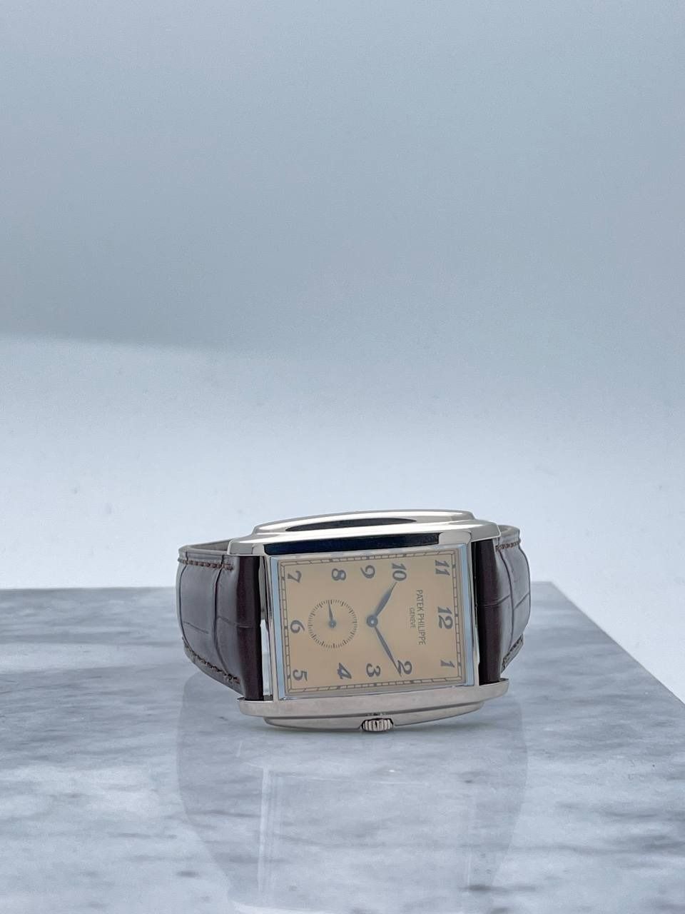 Patek Philippe Gondolo 5124G Salmon Dial