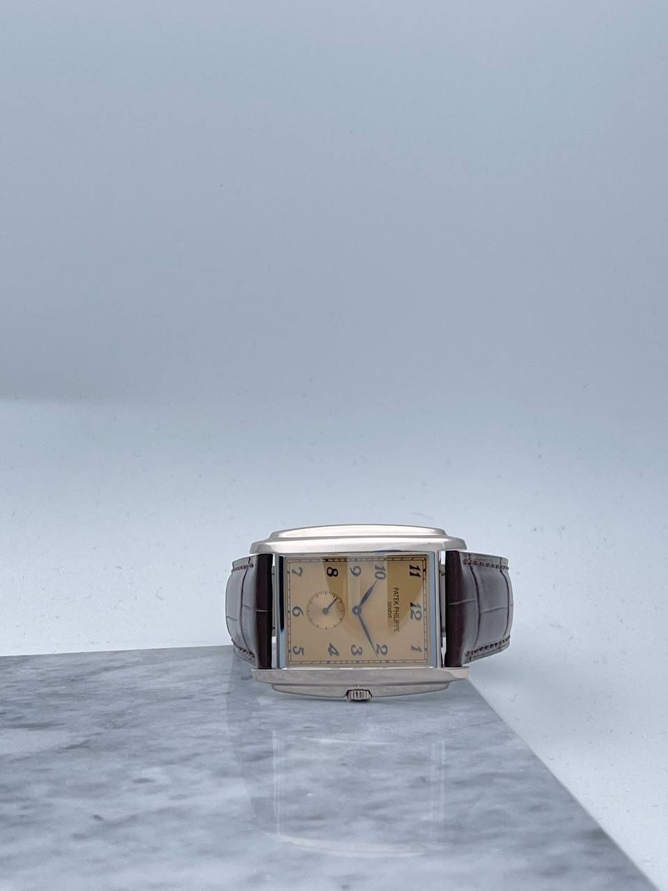 Patek Philippe Gondolo 5124G Salmon Dial