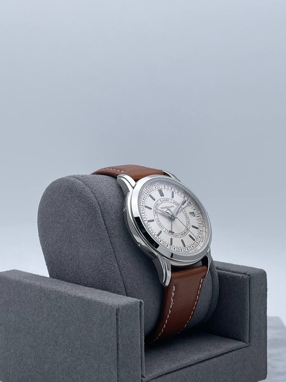 Patek Philippe Weekly Calendar 5212A